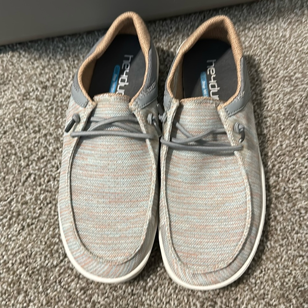 EEUC HEY DUDE WENDY SUNBURST CASUAL SIZE 9